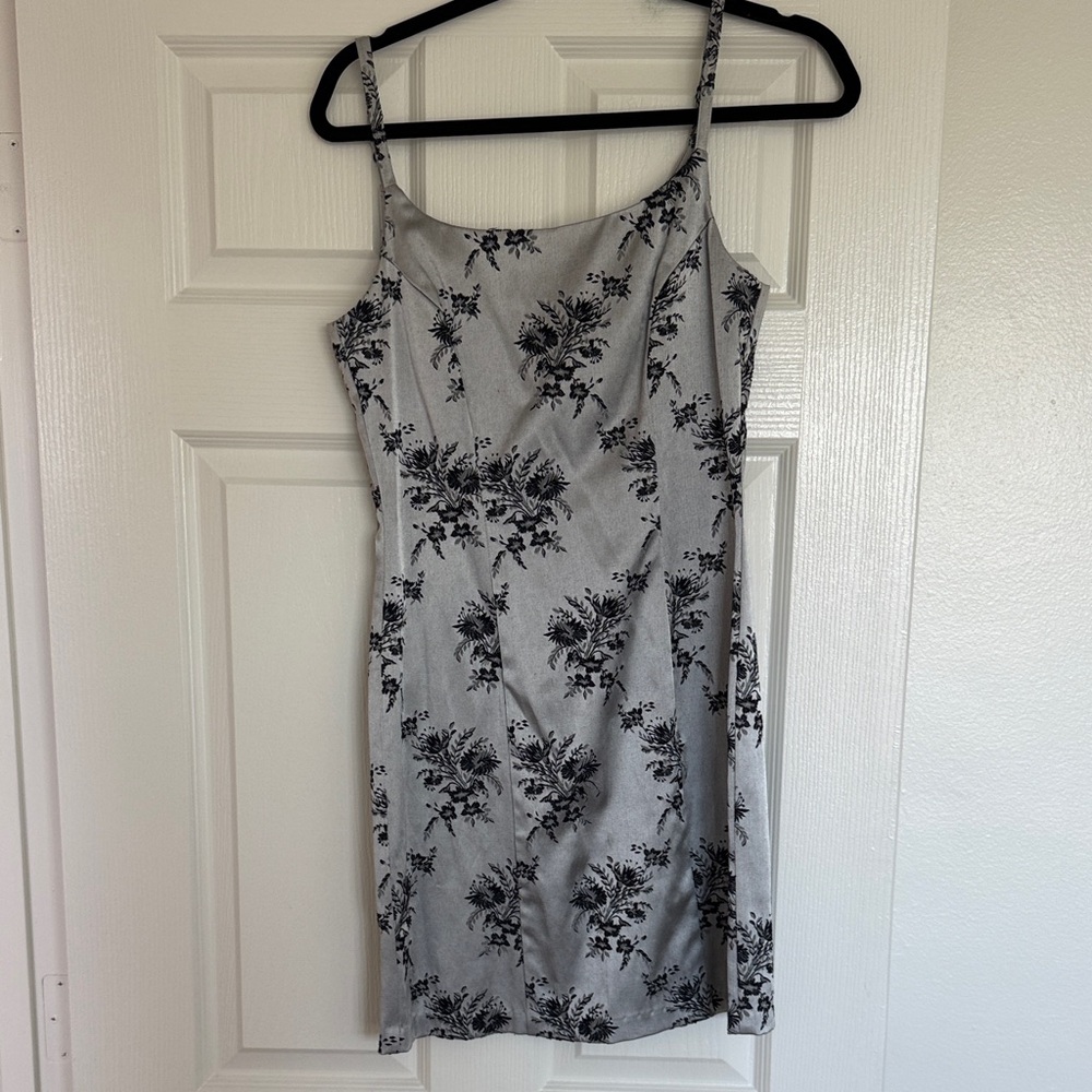Express Vintage Silver Dress with Black Floral Print